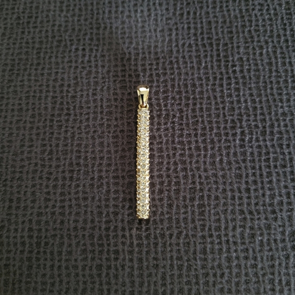 Vertical↕️ Bar Pendant with Pave Crystals💎 - Picture 13 of 15